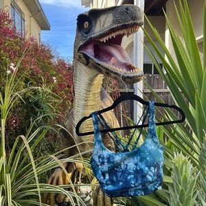 Lululemon Energy Bra *Shibori
Dual Shibori Blue Haze Petrol Blue